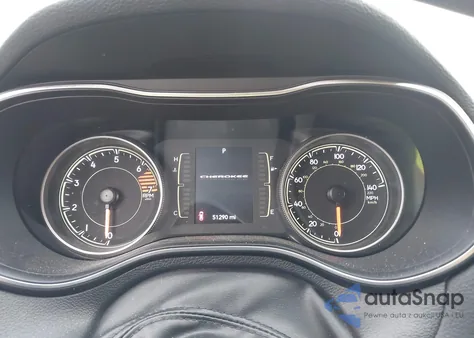 2019 Jeep Cherokee Latitude Plus 4X4 from USA, damaged, VIN 1C4PJMLB4KD232287